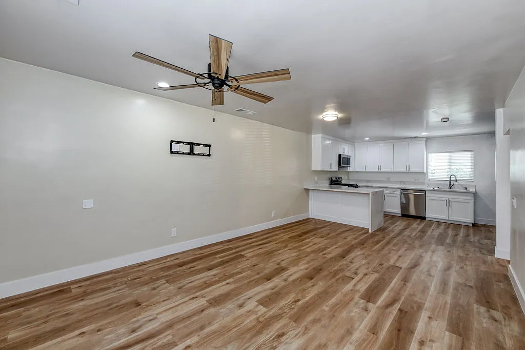 1 bed, $1,600 — Photo 1