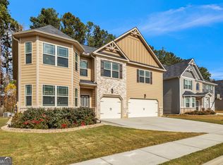 134 Brookview Dr, Newnan, GA