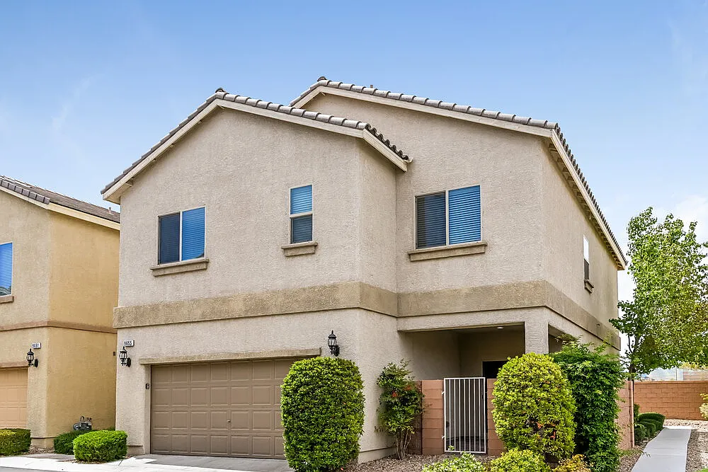 3 bed, 2.5 bath, 2145 sqft, $2,480 — Photo 4