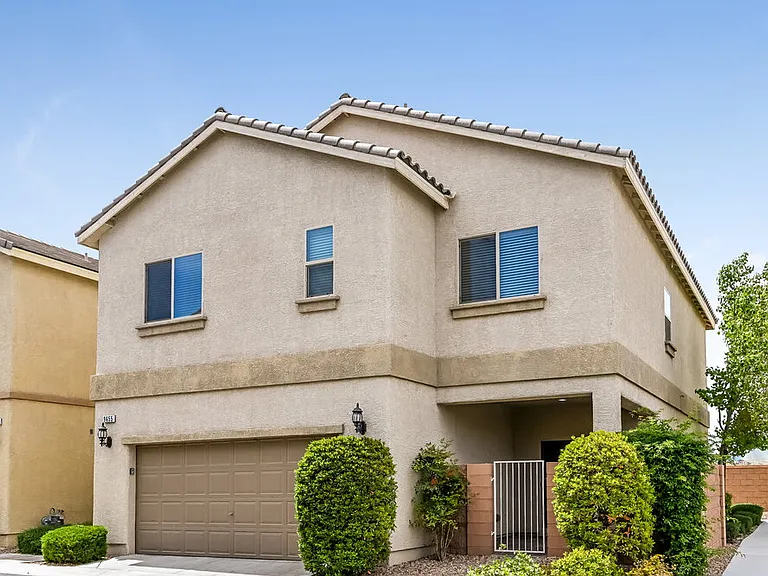 9655 Vega Carpio Ave — Photo 4