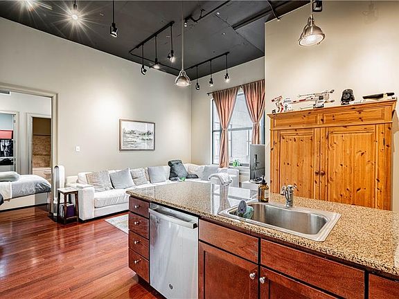 5th image of 1201 Canal St APT 362