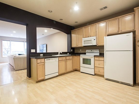 2nd image of 13800 53rd Ave N APT 7