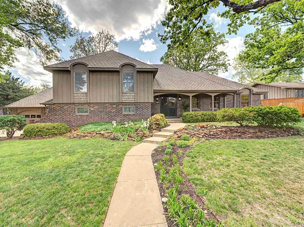 430 Beechwood Rd, Salina, KS 67401