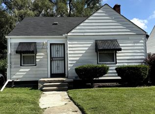 8294 Robson St, Detroit, MI 48228