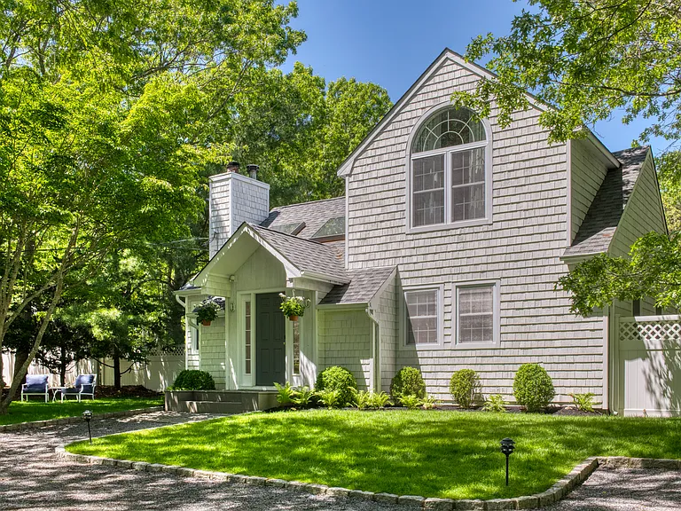 45 Wooded Oak Ln — Photo 2