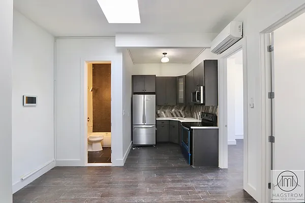 Rented by Hagstrom Management Inc | media 7