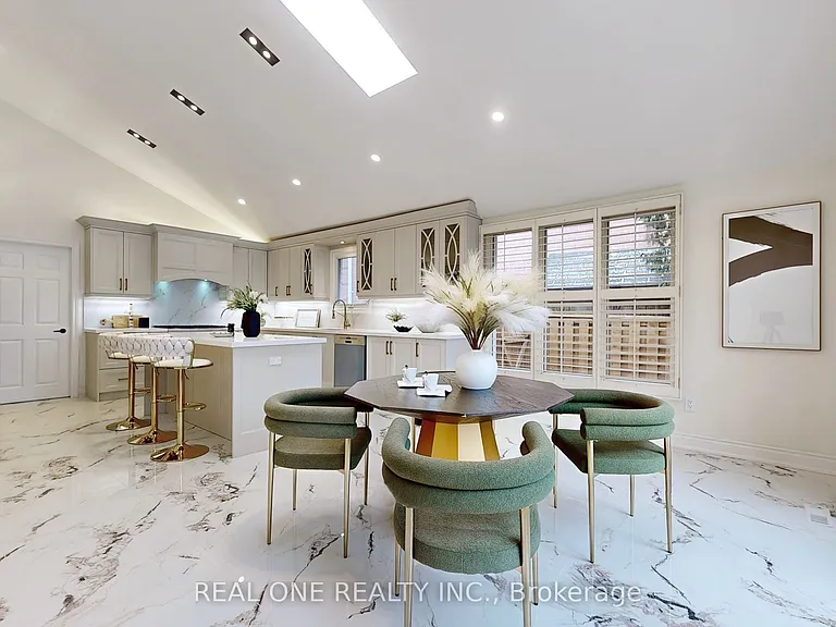 99 Aitken Cir — Photo 18