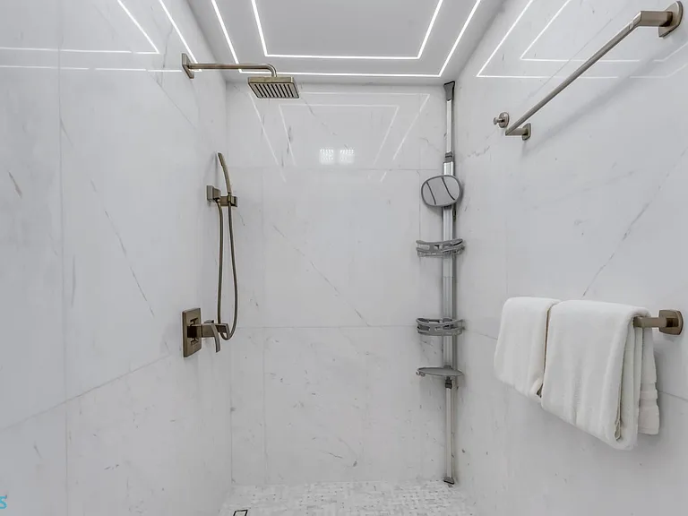 3001 Avenue Isla Verde Plaza Del Mar #2204 — Photo 31