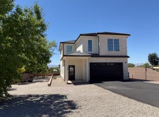 62 E 400 S, Washington, UT 84780