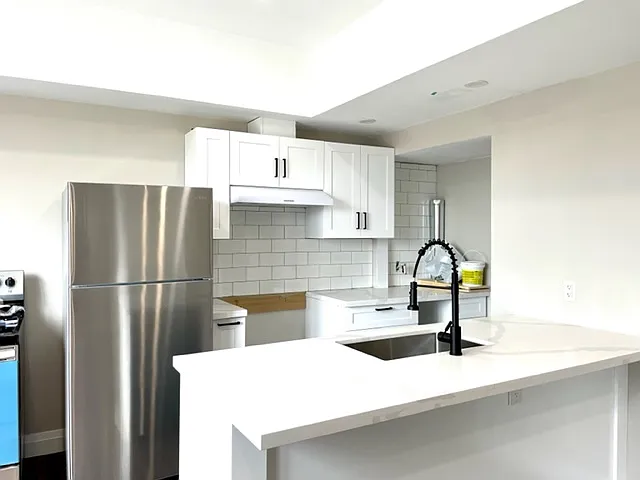 370 Edgehill Dr #2 — Photo 10