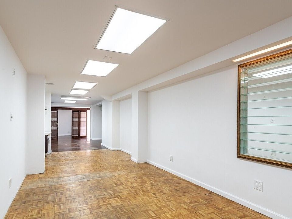 1st image of 151 E 80th St #1185