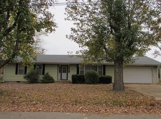 121 Burchwood Dr, Saint James, MO 65559