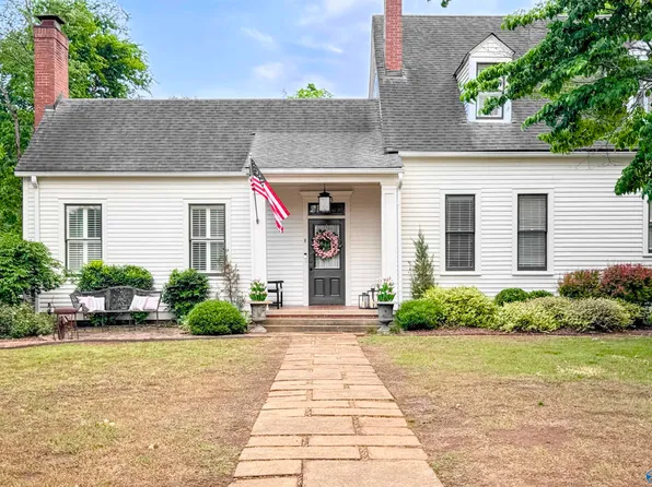 633 Sherman St SE, Decatur, AL 35601