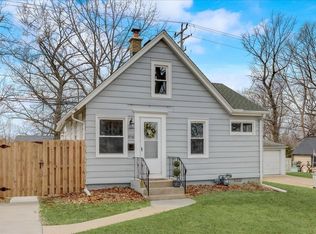 3715 S 5th Pl, Milwaukee, WI 53207