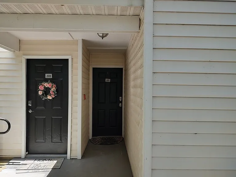 3266 Haviland Ct #101 — Photo 3