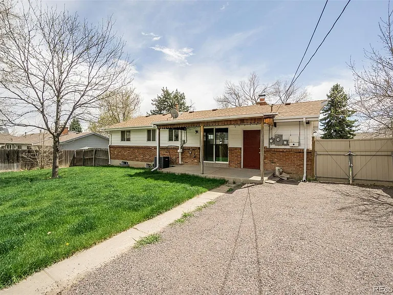 6739 W 70th Ave — Photo 14