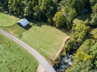 521 Peeks Creek Rd, Franklin, NC 28734