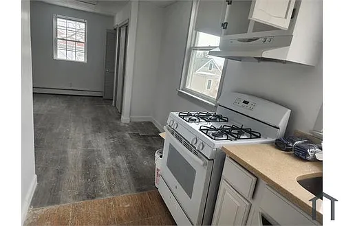 78 Briggs Ave Photo 1