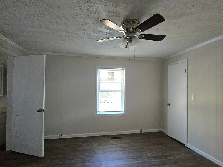3167 Peachtree St — Photo 9
