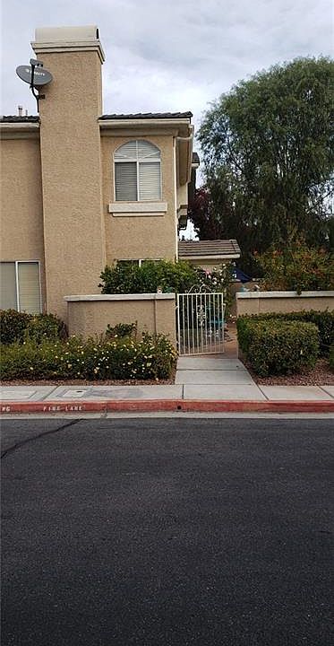 1st image of 916 Elegant Coral Ave