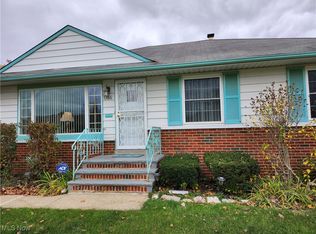 5366 Roland Dr, Garfield Heights, OH 44125