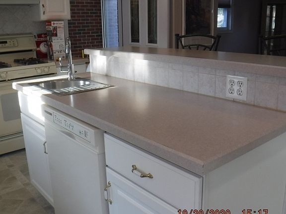5th image of 405 Czaplicki St