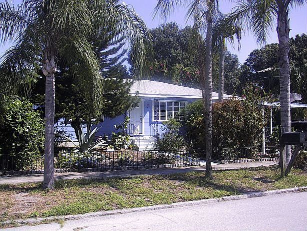 Florida friendly Front Yard