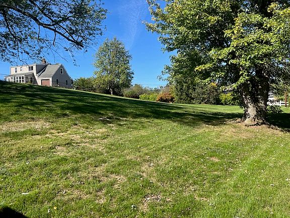 SIDE YARD
