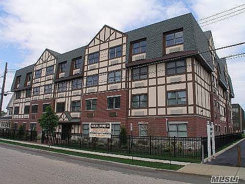 1st image of 55 Clinton Ave