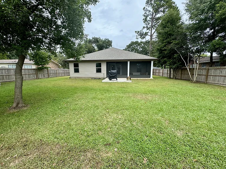 163 Beland Rd — Photo 35