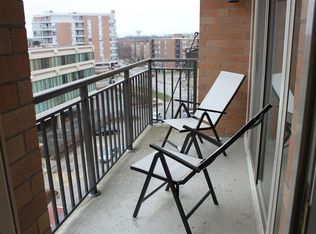 647 Metropolitan Way UNIT 313L, Des Plaines, IL 60016