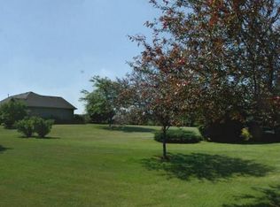 5824 N Jones Dr, Milton, WI 53563