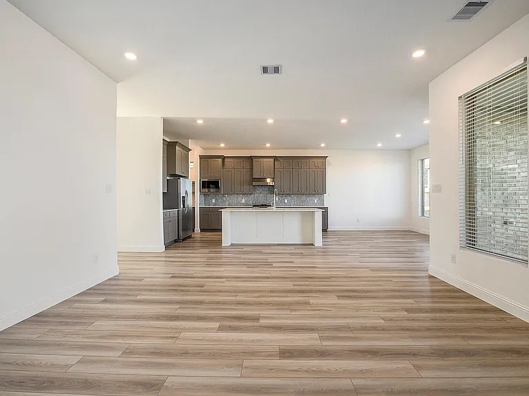 3210 Blue Grama Bnd — Photo 5