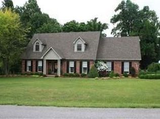 1112 Metalwood Dr, Bardstown, KY 40004