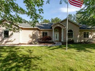 26 S Bermuda Rd, Kennewick, WA 99338