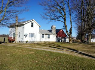 9720 E Beecher Rd, Pittsford, MI 49271