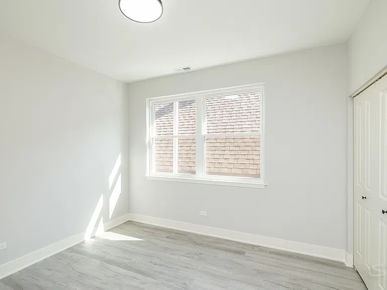 2720 W 23rd St #1 — Photo 18
