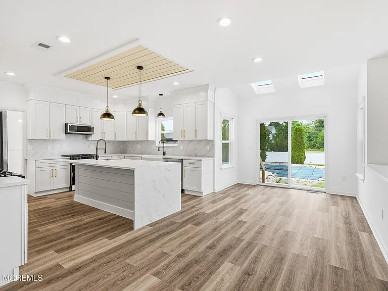 10 Etty Ct — Photo 30