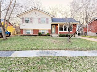 600 Willowbrook Rd, Woodland Hills, KY 40243