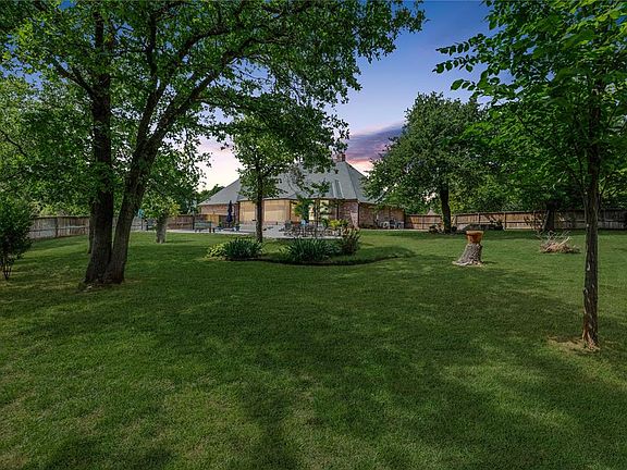 3rd image of 23380 Hunters Spring Dr