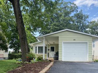512 Knollwood Dr, Round Lake Park, IL