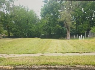 910 W Grove St, Greenville, MI 48838