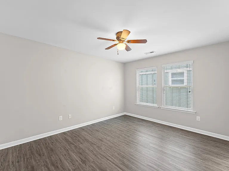 1410 Clover Blossom Way — Photo 24