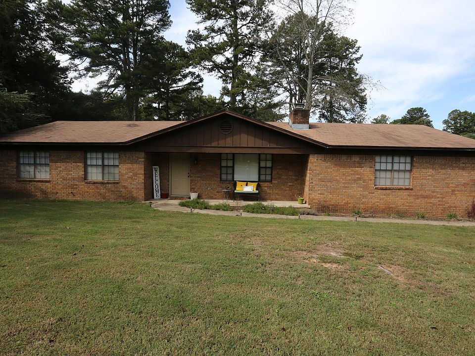 1st image of 902 E Norristown Cir