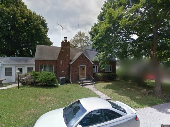 11219 Evans St, Sugar Creek, MO 64054
