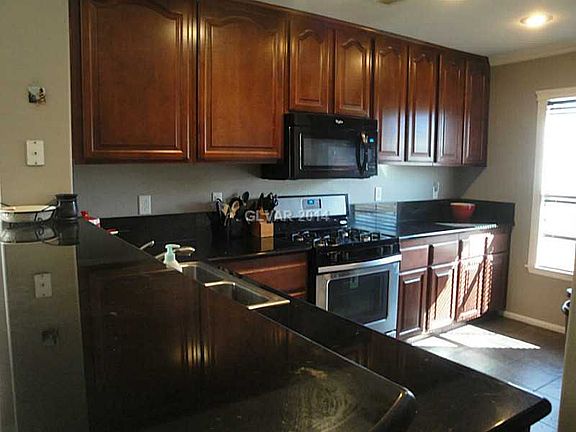 2nd image of 668 Columbia Pike Ave