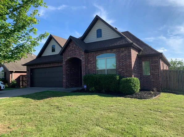 500 SW Milestone Rd, Bentonville, AR 72712