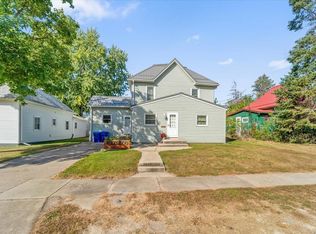 618 4th Ave SW, Oelwein, IA 50662