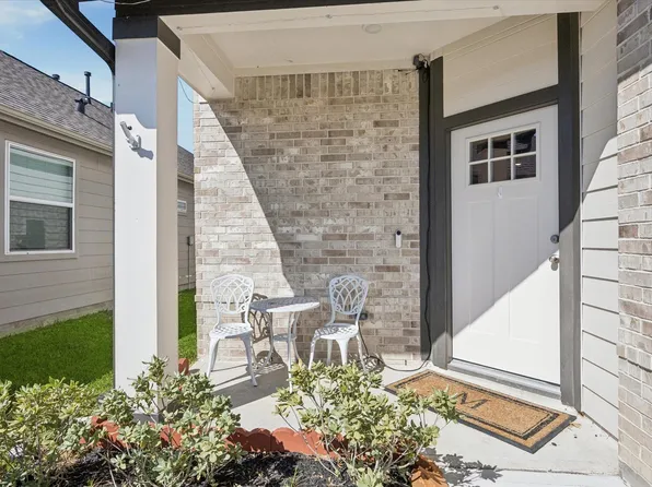 1099 Lilly Ln, Bellville, TX 77418