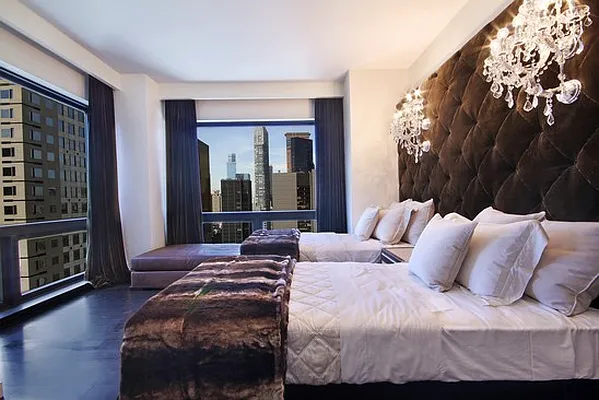 Sold by Corcoran | media 20